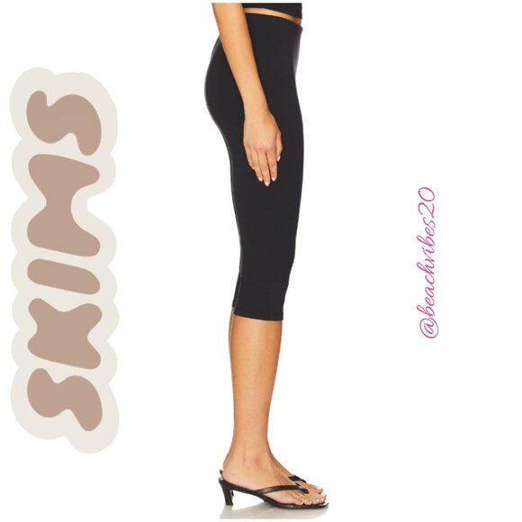 SKIMS Smooth Lounge Capri Obsidian Small NWOT O-343 - Picture 4 of 10